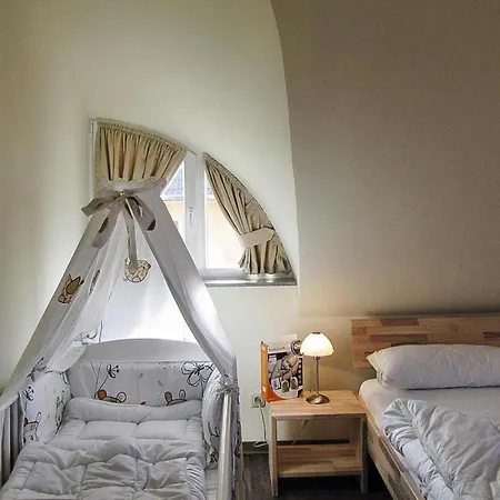 Holiday home Nachtigall In Glowe